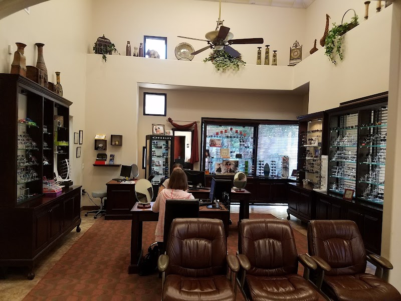 San Tan Eye Care Plc — photo 2