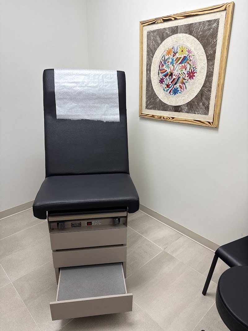 La Paz Dermatology — photo 4